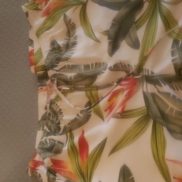 Summer two piece - Picture 3 of 3